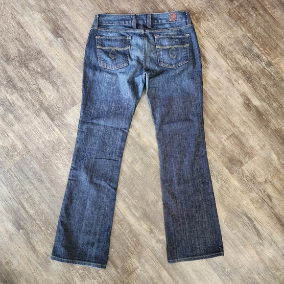 Lucky Brand size 12 / 31 reg inseam vintage denim wide flare leg - Picture 2 of 12